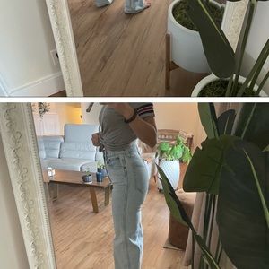 Abercrombie high waisted 90’s straight jeans